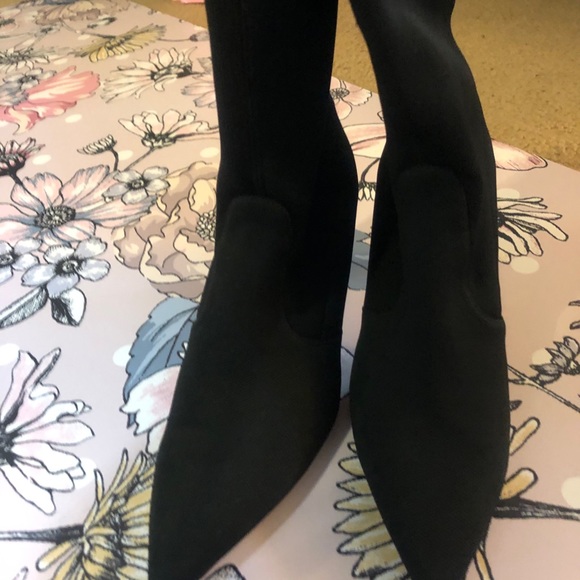 Booties - Picture 4 of 5